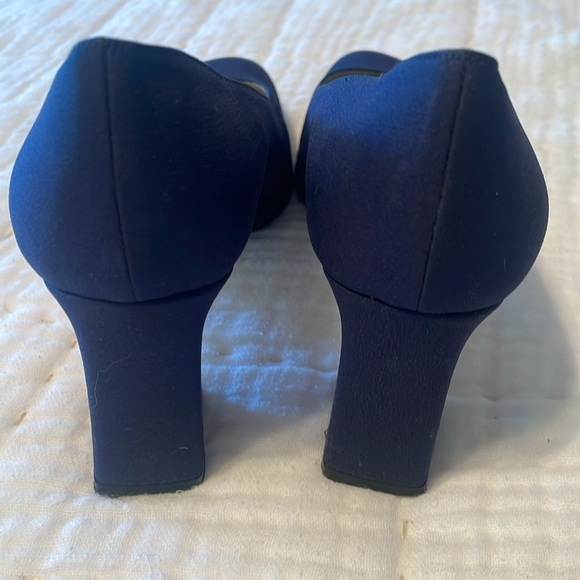 Nine West Pumps - Picture 2 of 5